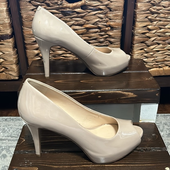 Nine West Patent Nude open toed heels - Picture 6 of 9